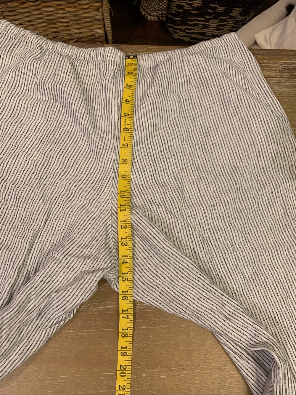 GAP Women’s Wide Leg  Pull On  Petit Drawstring Pants in White & Navy - Picture 3 of 11